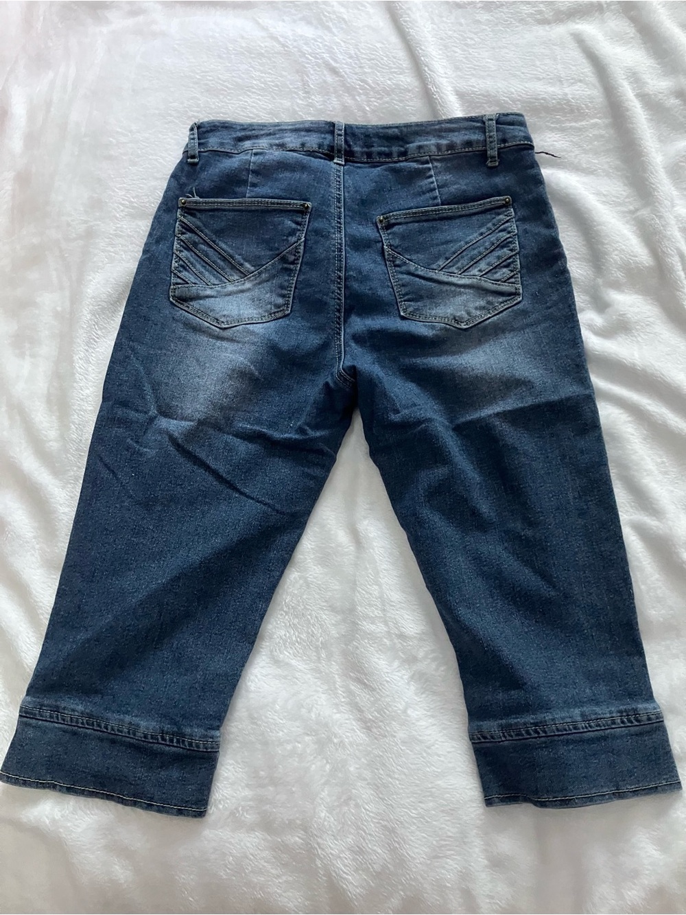 Denim capris - Picture 2 of 3